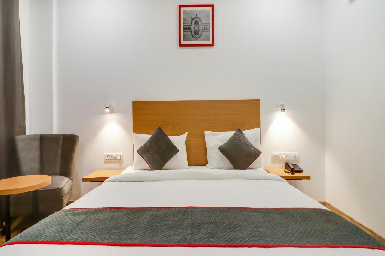 Hotel Super Townhouse Jashn Chinhat Exterior foto