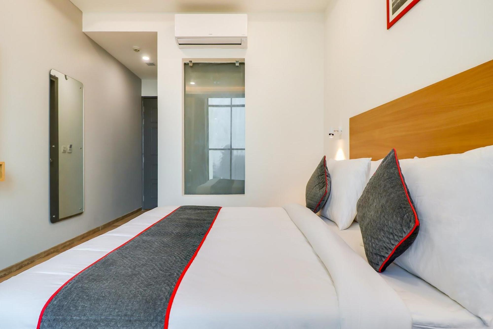 Hotel Super Townhouse Jashn Chinhat Exterior foto